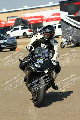 media/Sep-20-2025-TrackDaz (Sat) [[27f0cde673]]/Around the Pits/